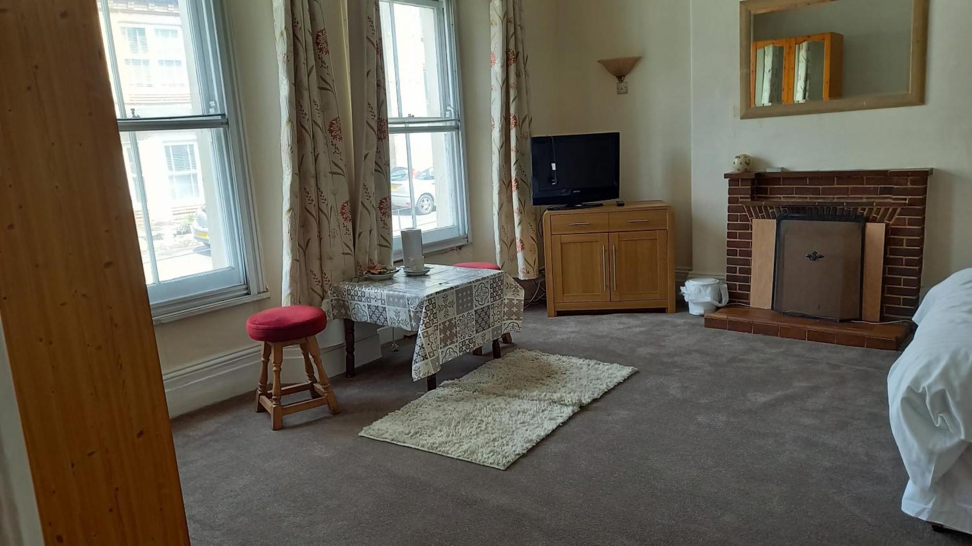 King'S Arms Hotel Lostwithiel Room photo