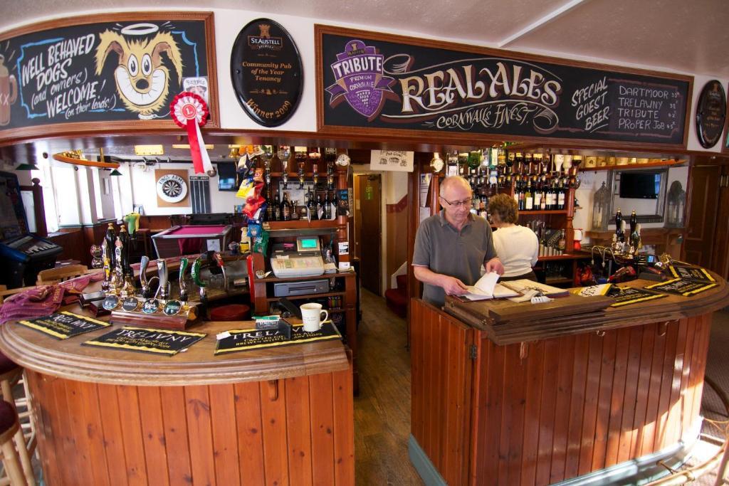 King'S Arms Hotel Lostwithiel Exterior photo